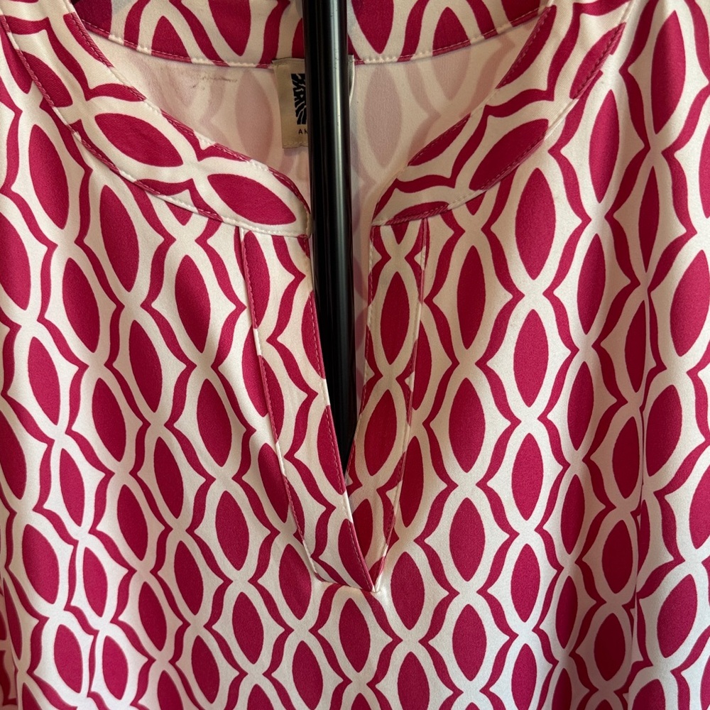 Anne Klein Pink and White Geometric Sleeveless Top XL - Picture 3 of 5